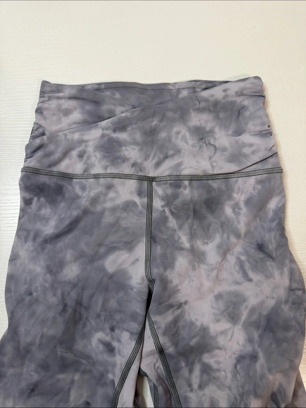 Lululemon Align Crop 21